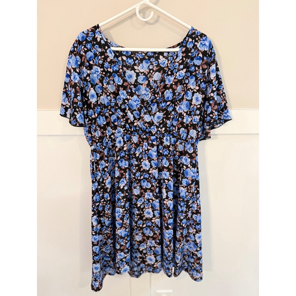 Unbranded Dresses & Skirts - Blue Floral Babydoll Dress XXL Short Sleeve Boho Flowy